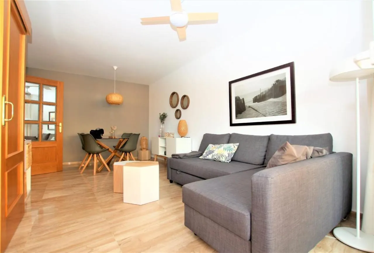 Apartamento Beachfront La Jacaranda 마르베야 0*,  스페인