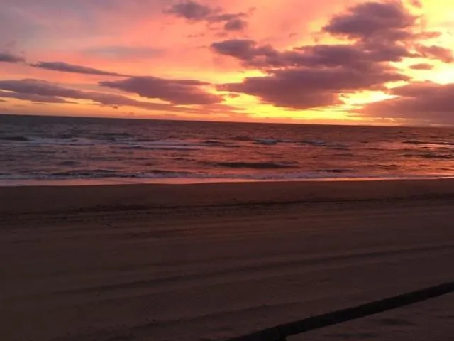 Apartamento Beachfront La Jacaranda 마르베야 0*,