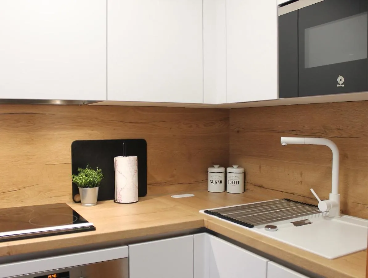 Apartamento Beachfront La Jacaranda 마르베야 아파트