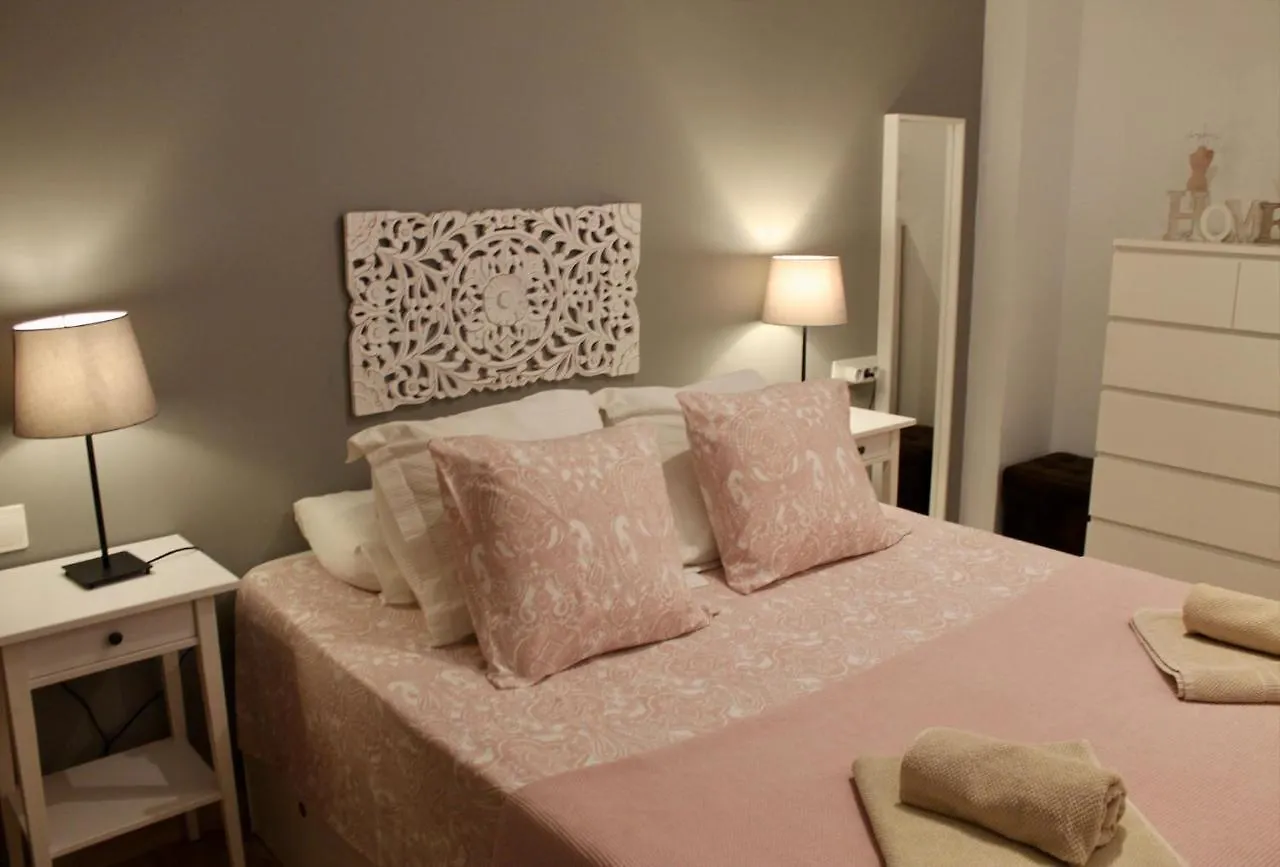 아파트 Apartamento Beachfront La Jacaranda 마르베야